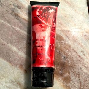 WEN by Chaz Dean pomegranate Finishing Treatment Creme. Sealed. NWT❣️